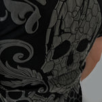 Cargar imagen en el visor de la galería, MVL Hexagon Totenkopf-Poloshirt - schwarz